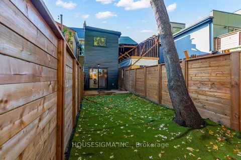 Photo 28 at 732 Adelaide Street W, Niagara, Toronto