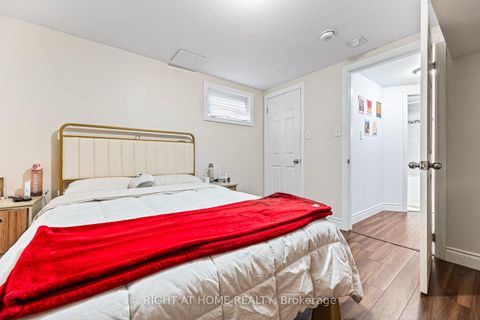 Photo 38 at 205 St Vincent Street, Wellington, Barrie