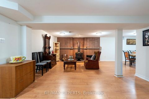 Photo 23 at 53 Mathewson Street, Maple, Vaughan