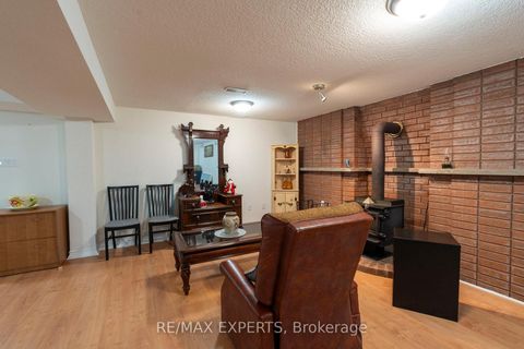 Photo 25 at 53 Mathewson Street, Maple, Vaughan