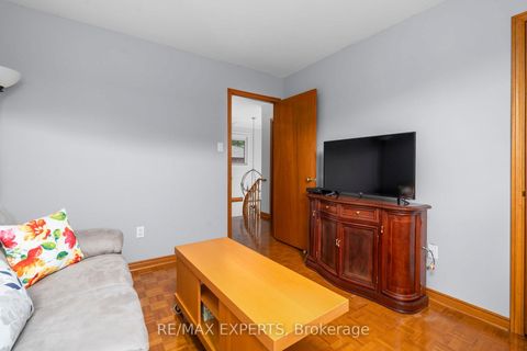 Photo 39 at 53 Mathewson Street, Maple, Vaughan