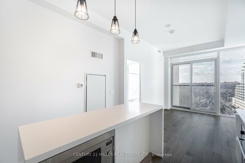 Photo 11 at 1120 - 8 Hillsdale Avenue, Mount Pleasant West, Toronto