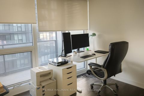 Photo 5 at 506 - 90 Queens Wharf Road, Waterfront Communities C1, Toronto