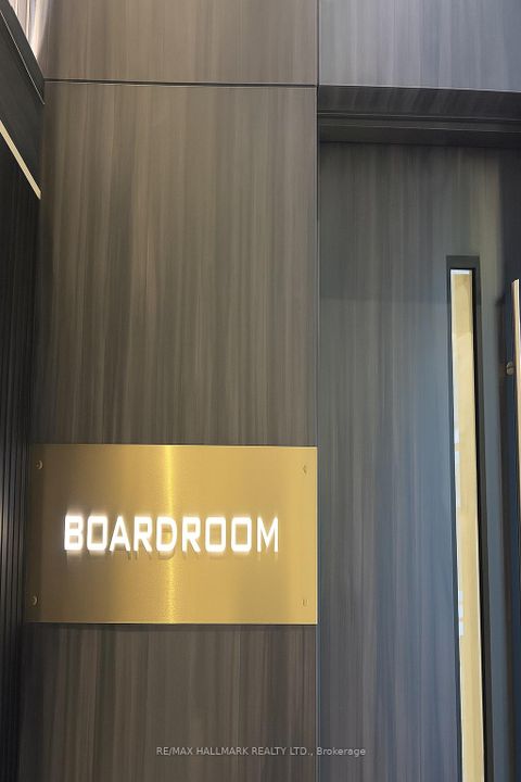 Photo 11 at 506 - 90 Queens Wharf Road, Waterfront Communities C1, Toronto