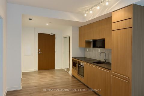 Photo 12 at 506 - 90 Queens Wharf Road, Waterfront Communities C1, Toronto