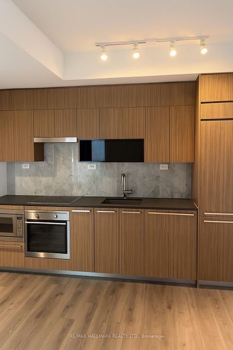 Photo 15 at 506 - 90 Queens Wharf Road, Waterfront Communities C1, Toronto