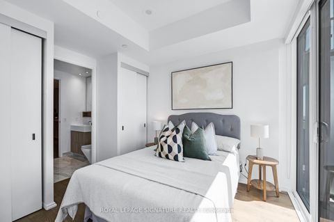 Photo 19 at 2814 - 5 Soudan Avenue, Mount Pleasant West, Toronto