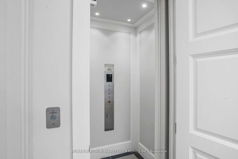 Photo 10 at 61 Orlon Crescent, South Richvale, Richmond Hill