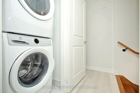 Photo 15 at 115 - 155 Downsview Park Boulevard, CFB, Toronto