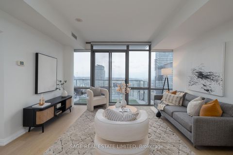 Photo 1 at 4706 - 832 Bay Street, Bay Street Corridor, Toronto