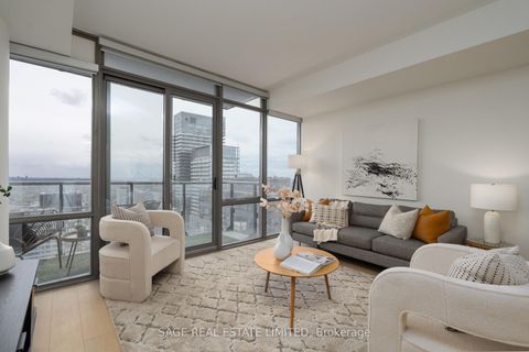 Photo 3 at 4706 - 832 Bay Street, Bay Street Corridor, Toronto