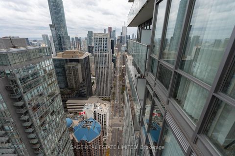 Photo 21 at 4706 - 832 Bay Street, Bay Street Corridor, Toronto