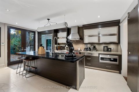 Photo 6 at 230 Strathallan Wood, Nortown, Toronto