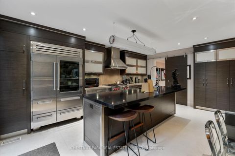Photo 9 at 230 Strathallan Wood, Nortown, Toronto