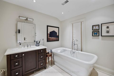 Photo 18 at 230 Strathallan Wood, Nortown, Toronto