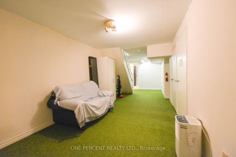 Photo 30 at 22 Mintwood Drive, Steeles, Toronto