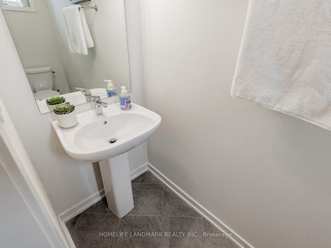 Photo 16 at 25 Origin Way, Patterson, Vaughan