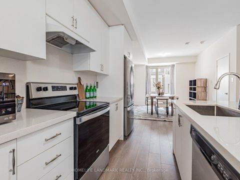 Photo 22 at 25 Origin Way, Patterson, Vaughan