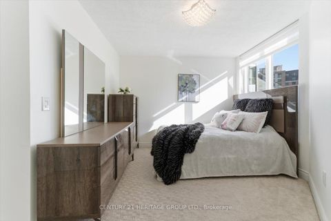 Photo 16 at 1325 - 500 Doris Avenue, Willowdale East, Toronto