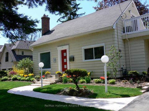 Photo 2 at 42 Chartwell Road, OO Old Oakville, Oakville