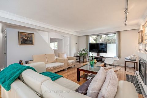 Photo 8 at 42 Chartwell Road, OO Old Oakville, Oakville