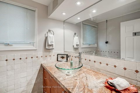 Photo 11 at 42 Chartwell Road, OO Old Oakville, Oakville