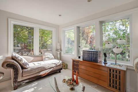 Photo 12 at 42 Chartwell Road, OO Old Oakville, Oakville