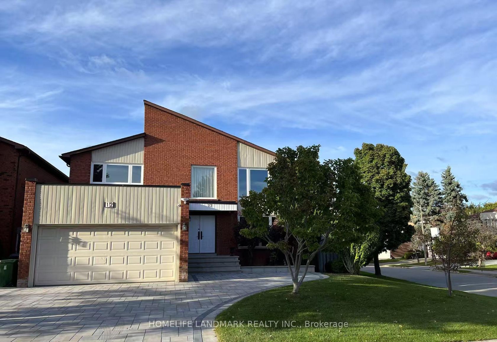 12 Clarinda Drive, Bayview Village, Toronto 