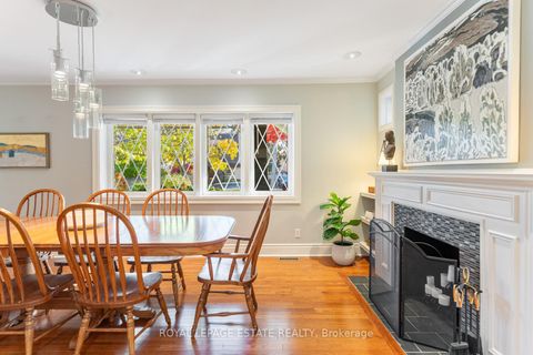 Photo 11 at 6 Bracken Avenue, The Beaches, Toronto