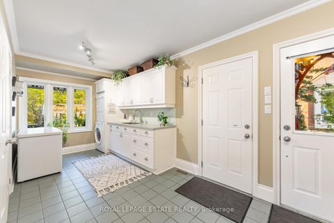 Photo 15 at 6 Bracken Avenue, The Beaches, Toronto