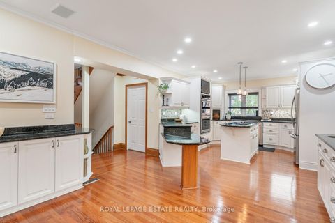 Photo 16 at 6 Bracken Avenue, The Beaches, Toronto