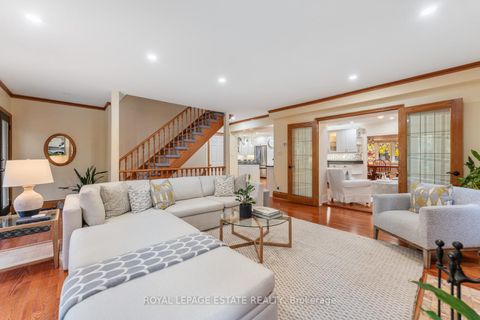 Photo 23 at 6 Bracken Avenue, The Beaches, Toronto