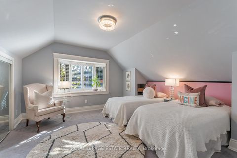 Photo 25 at 6 Bracken Avenue, The Beaches, Toronto