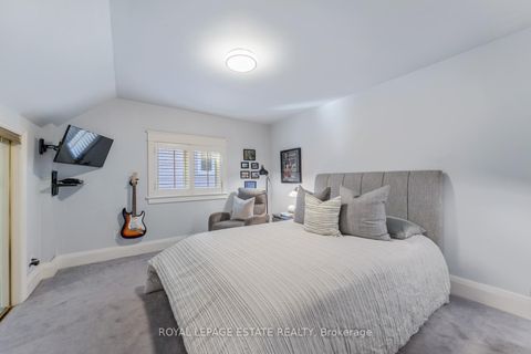 Photo 27 at 6 Bracken Avenue, The Beaches, Toronto