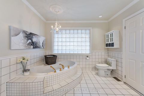 Photo 33 at 6 Bracken Avenue, The Beaches, Toronto