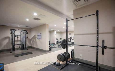Photo 9 at 628 - 120 Dallimore Circle, Don Mills, Toronto