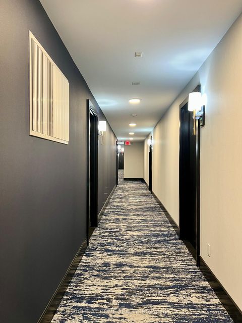 Photo 10 at 628 - 120 Dallimore Circle, Don Mills, Toronto