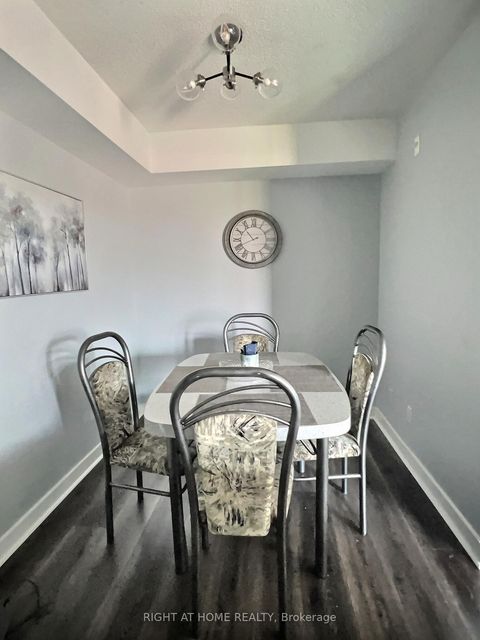 Photo 18 at 628 - 120 Dallimore Circle, Don Mills, Toronto