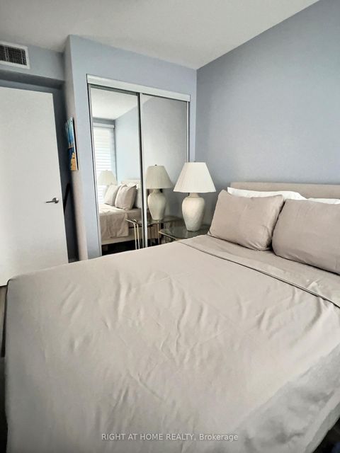 Photo 23 at 628 - 120 Dallimore Circle, Don Mills, Toronto