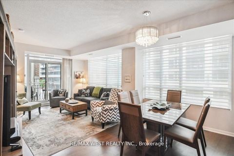 Photo 1 at 324 - 628 Fleet Street, Niagara, Toronto