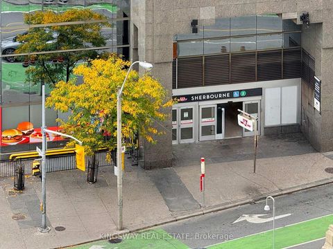 Photo 9 at 1607 - 388 Bloor Street E, Moore Park, Toronto