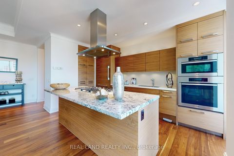 Photo 8 at 1001 - 206 Bloor Street W, Annex, Toronto