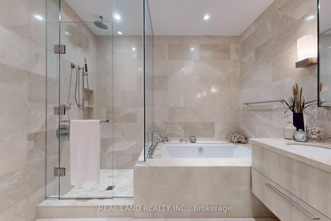 Photo 19 at 1001 - 206 Bloor Street W, Annex, Toronto