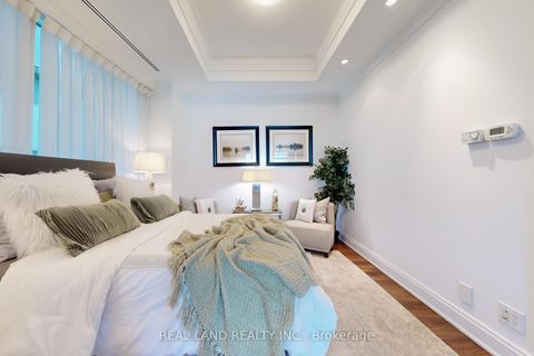 Photo 22 at 1001 - 206 Bloor Street W, Annex, Toronto