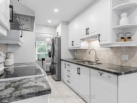 Photo 8 at 217 - 29 Scenic Mill Way, Windfields, Toronto