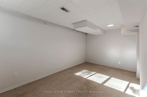 Photo 13 at 66 Painted Post Drive, Woburn, Toronto