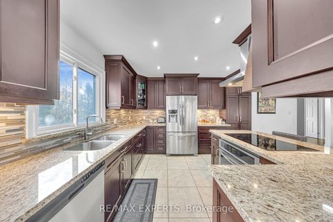 Photo 8 at 945 Nantyr Drive, Alcona, Innisfil