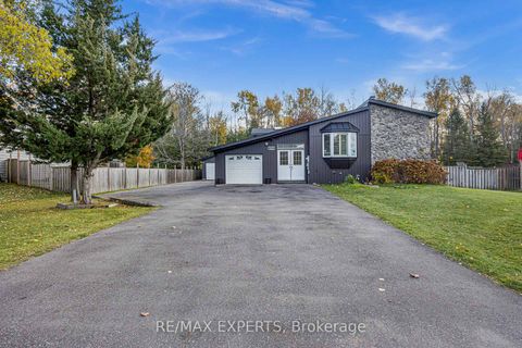 Photo 22 at 945 Nantyr Drive, Alcona, Innisfil