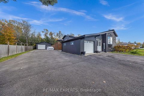 Photo 23 at 945 Nantyr Drive, Alcona, Innisfil