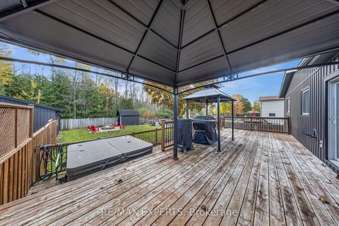 Photo 28 at 945 Nantyr Drive, Alcona, Innisfil